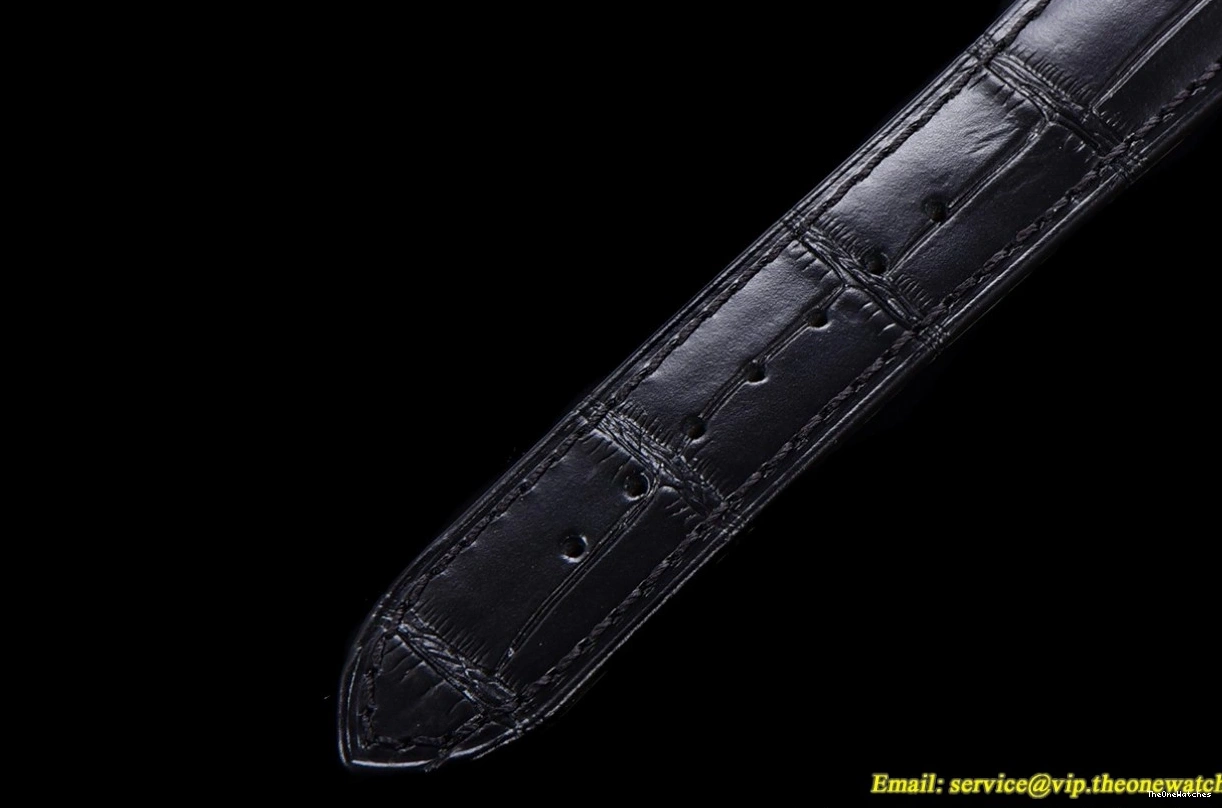 YG LE Black Dial - Tank Cartier F1F 25.5mm Quartz White Louis 0324